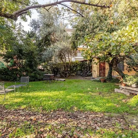 Peaceful Two-room On The Navigli, Surrounded By Greenery